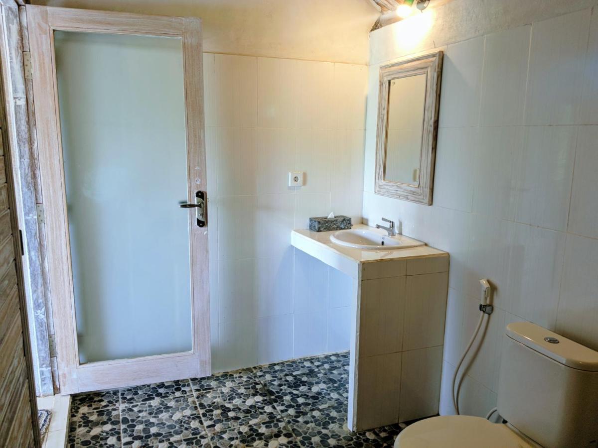 Hotel Mesari Hut Lembongan Zewnętrze zdjęcie