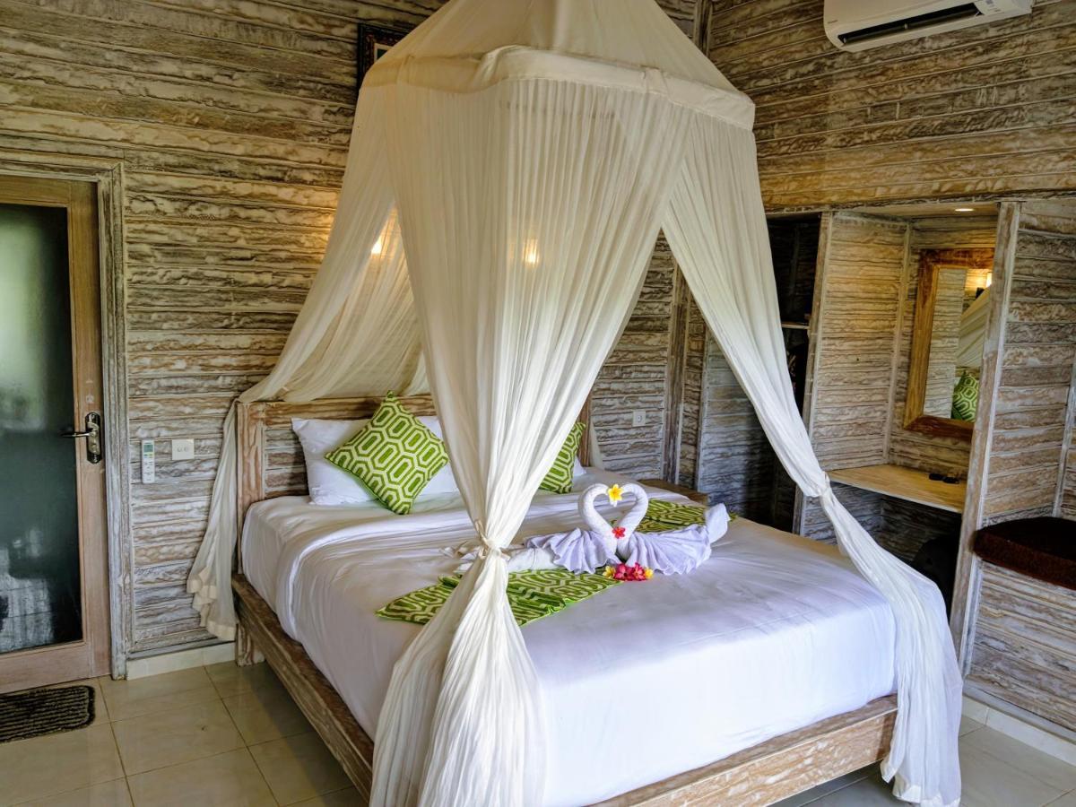 Hotel Mesari Hut Lembongan Zewnętrze zdjęcie