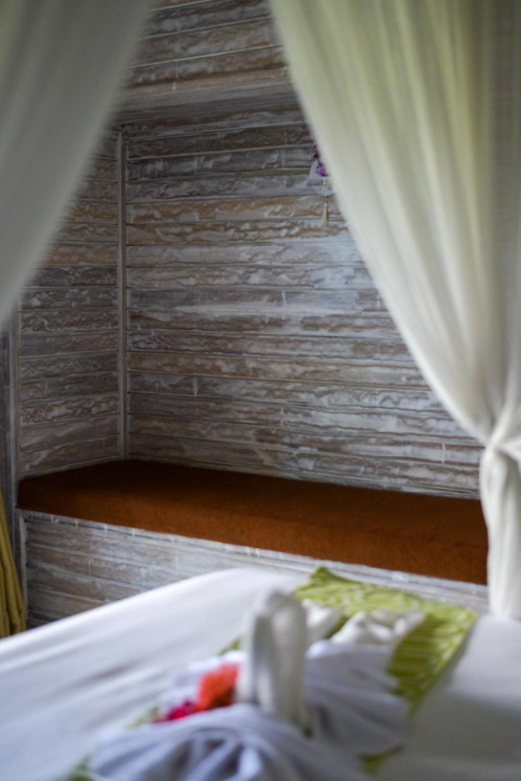 Hotel Mesari Hut Lembongan Zewnętrze zdjęcie