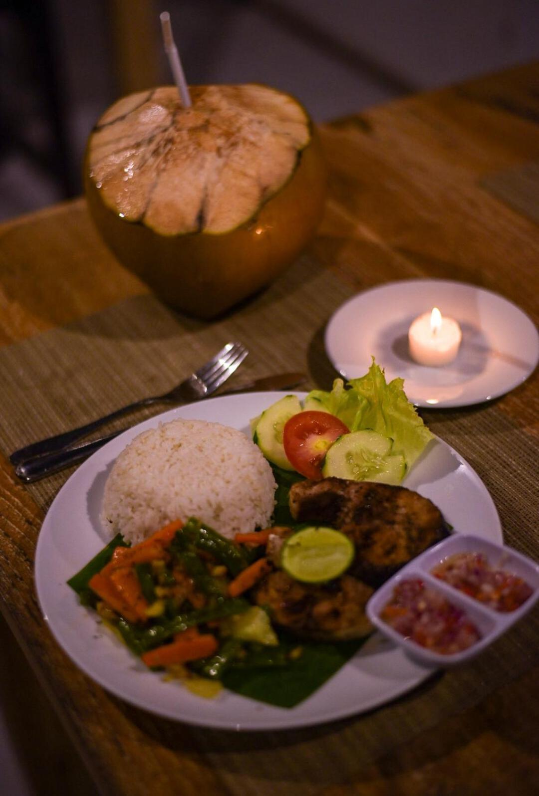 Hotel Mesari Hut Lembongan Zewnętrze zdjęcie